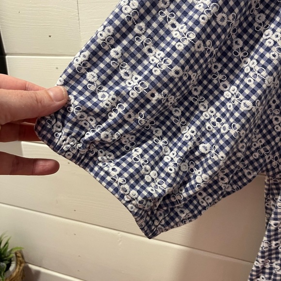 BELLDINI – Blue Gingham Embroidered Peasant Top – Size 3X - Picture 7 of 8